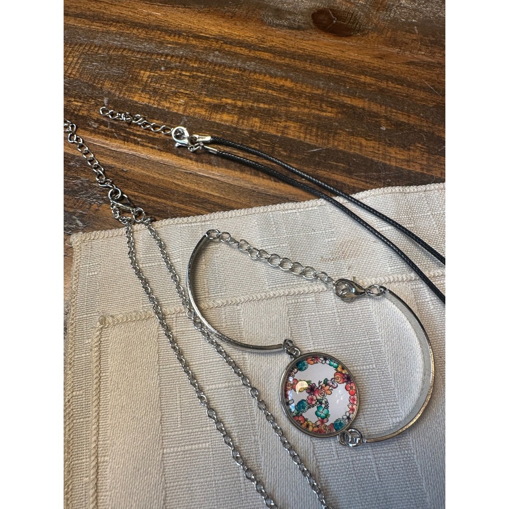 Floral Peace Sign Jewelry Set Silver Tone Necklace Bracelet Earrings 4pc Boho - Picture 9 of 9
